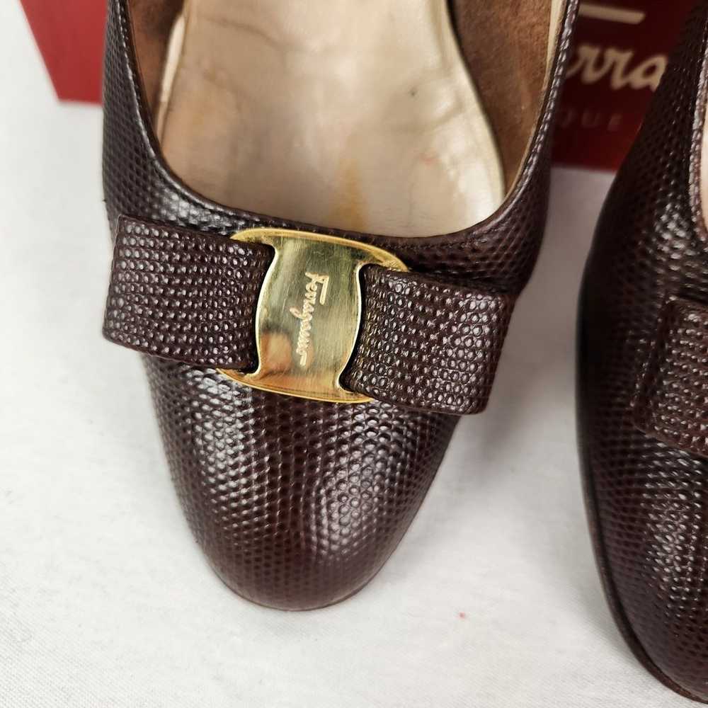 Vintage Salvatore Ferragamo 70s Vara Heels 9 - image 9