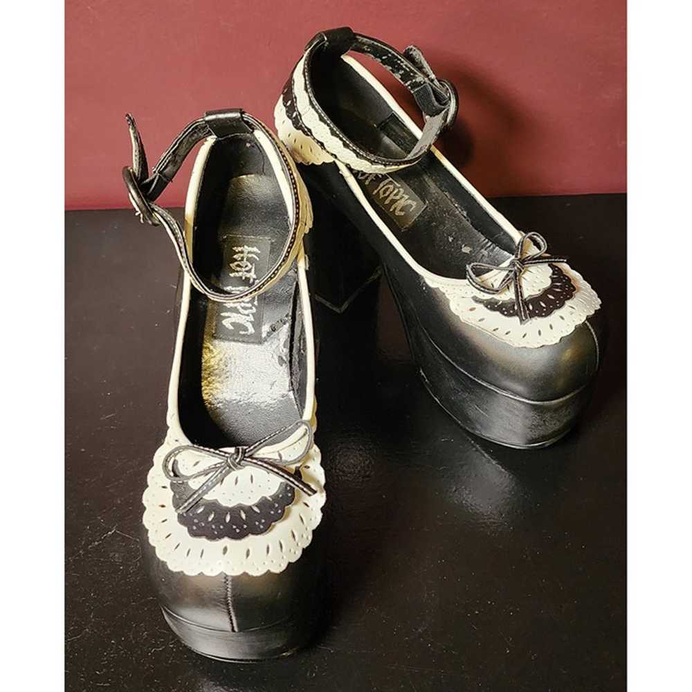 Vintage Hot Topic Gothic Lolita Jane Shoes - image 4