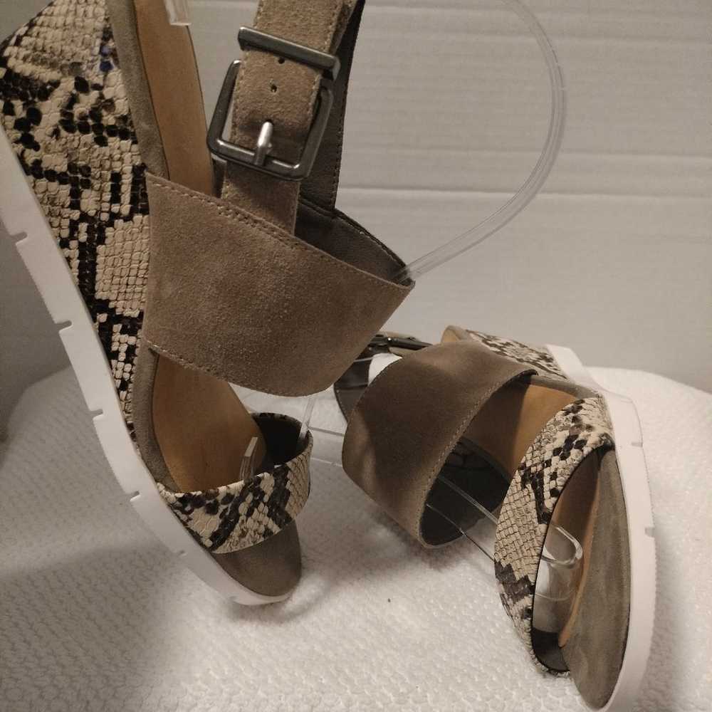 Crown Vintage Women's Snakeskin Print Wedge Sanda… - image 12