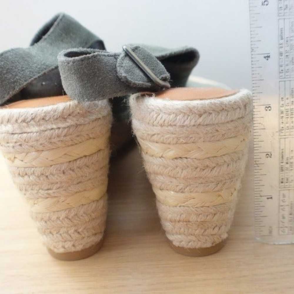 GAP Women's Suede Espadrille Wedges Size 8.5 NWOT - image 4