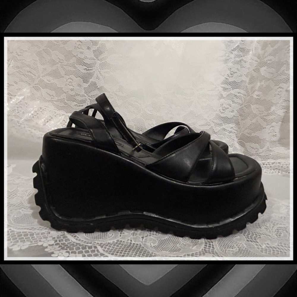 Vintage 90s Chunky Platform Sandals - image 2