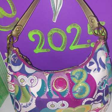 24 HOUR SALE!! Stunning Coach Vintage Poppy Purse - image 1