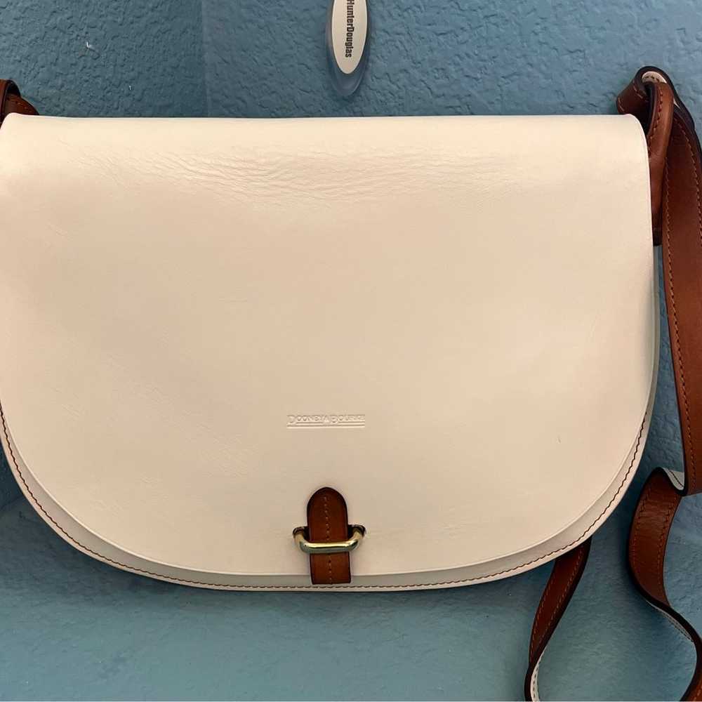 Dooney and Burke Ivory Leathet Shoulder Bag - image 2