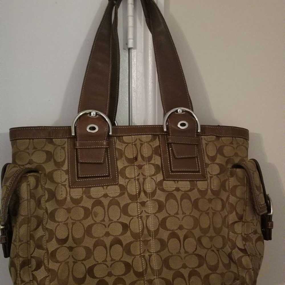 Vintage Large  Coach Purse - image 9