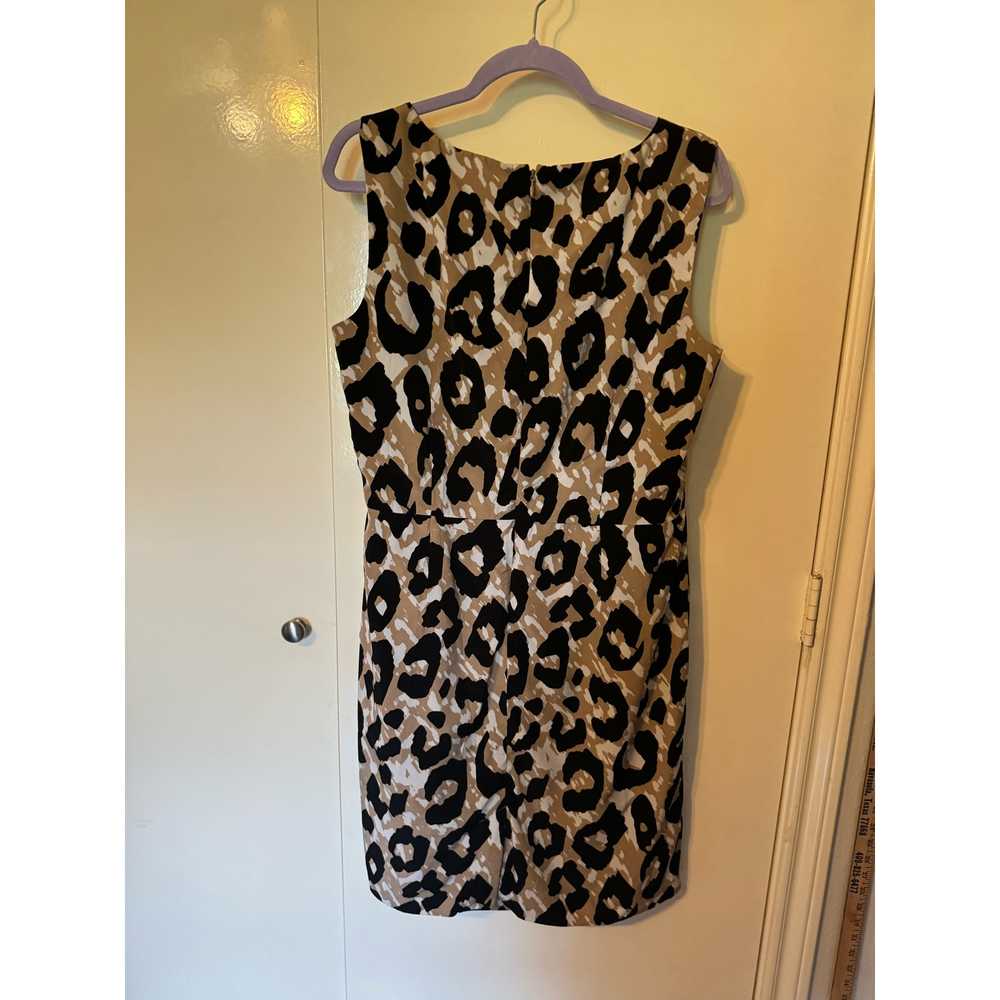 Banana Republic Leopard Sleeveless professional m… - image 2