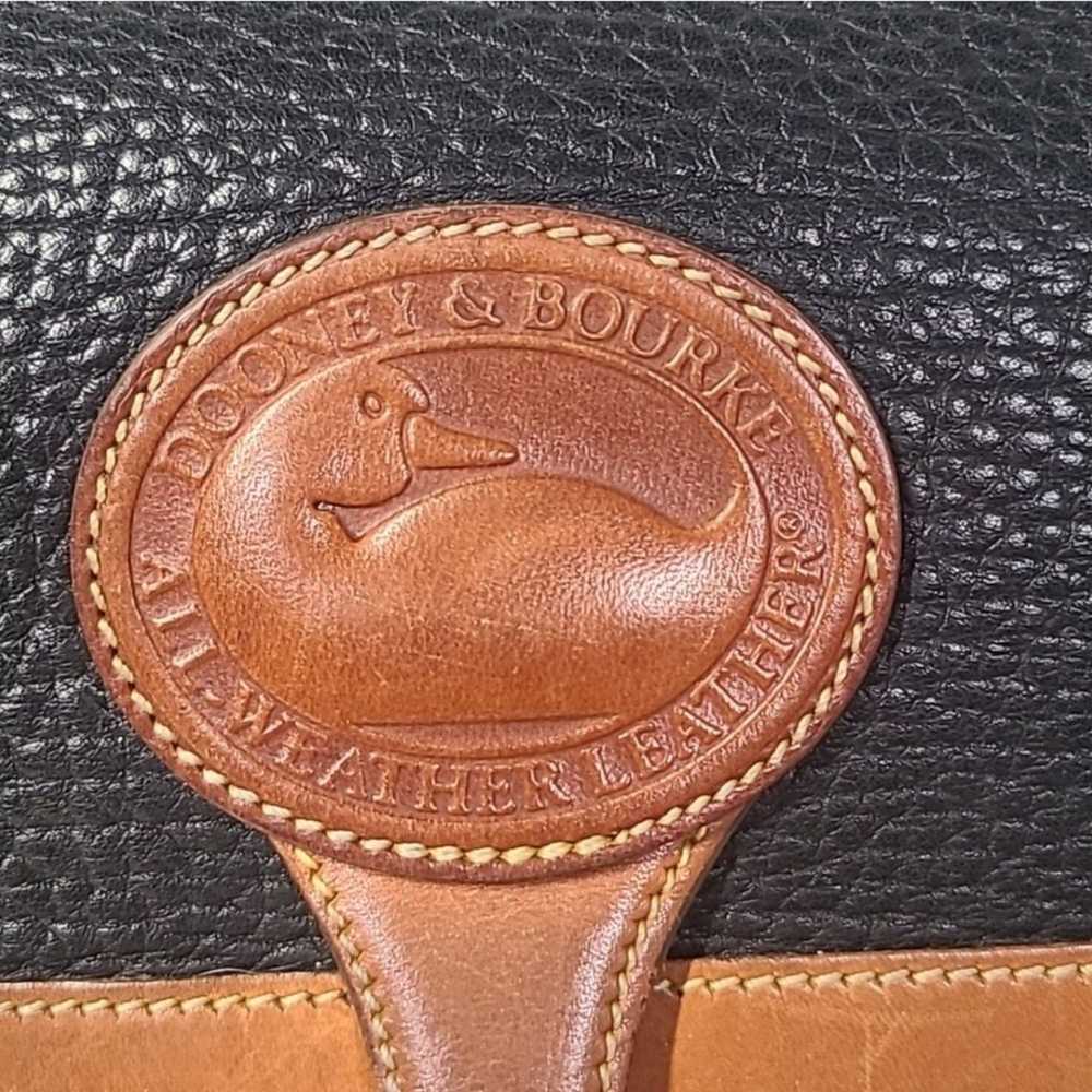 Dooney & Bourke Surrey AWL Crossbody Bag Vintage - image 3