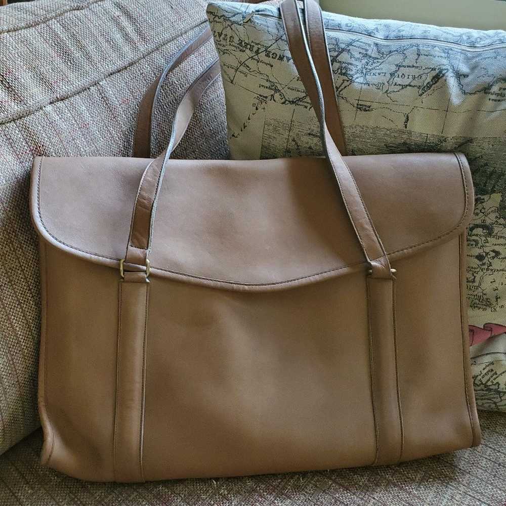 Vintage Coach NYC Envelope portfolio bag in putty - image 1