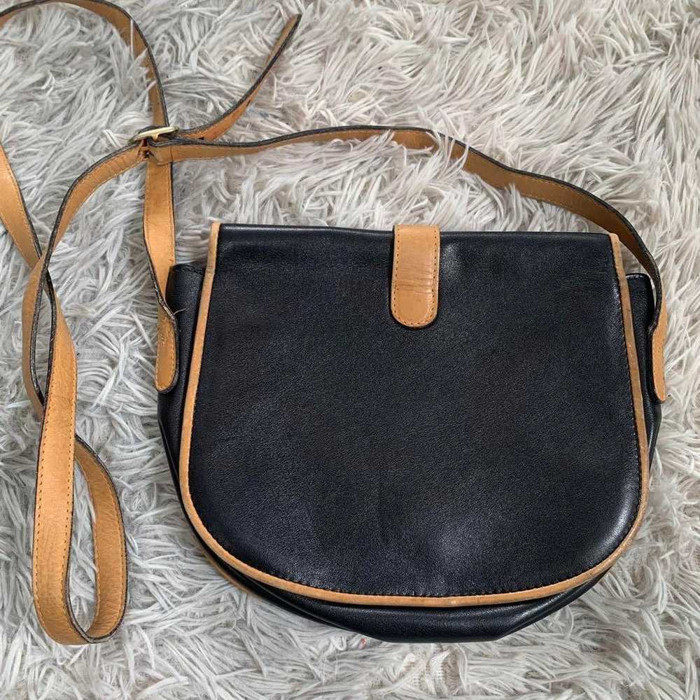 CELINE Vintage Leather Shoulder Bag Handbag. - image 4