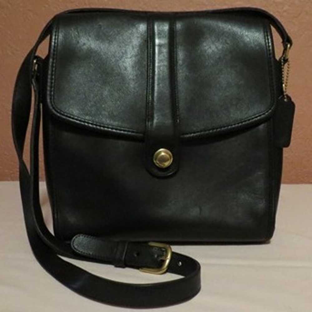 Very Good Vintage Coach Black Leather Scout Bag #… - image 1