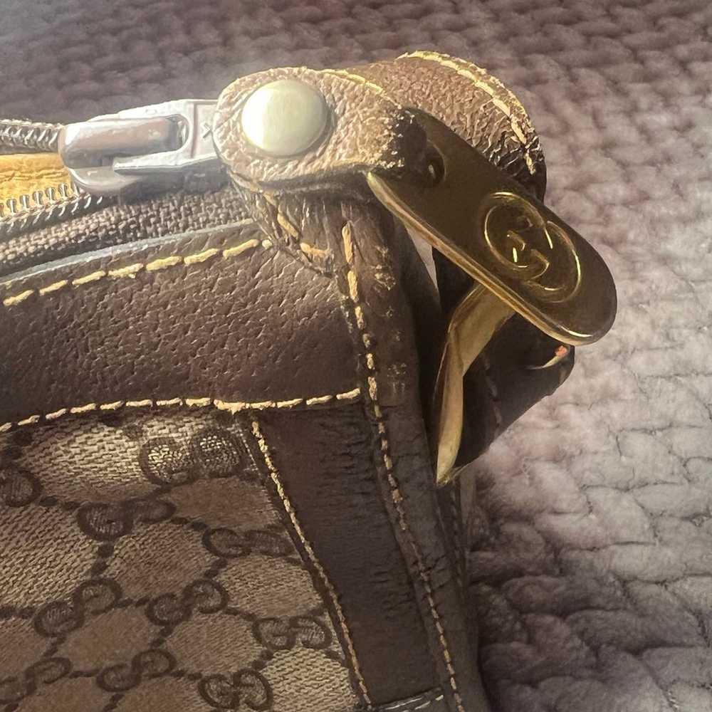 Luxury Gucci Supreme Vintage Shoulder Bag - image 10