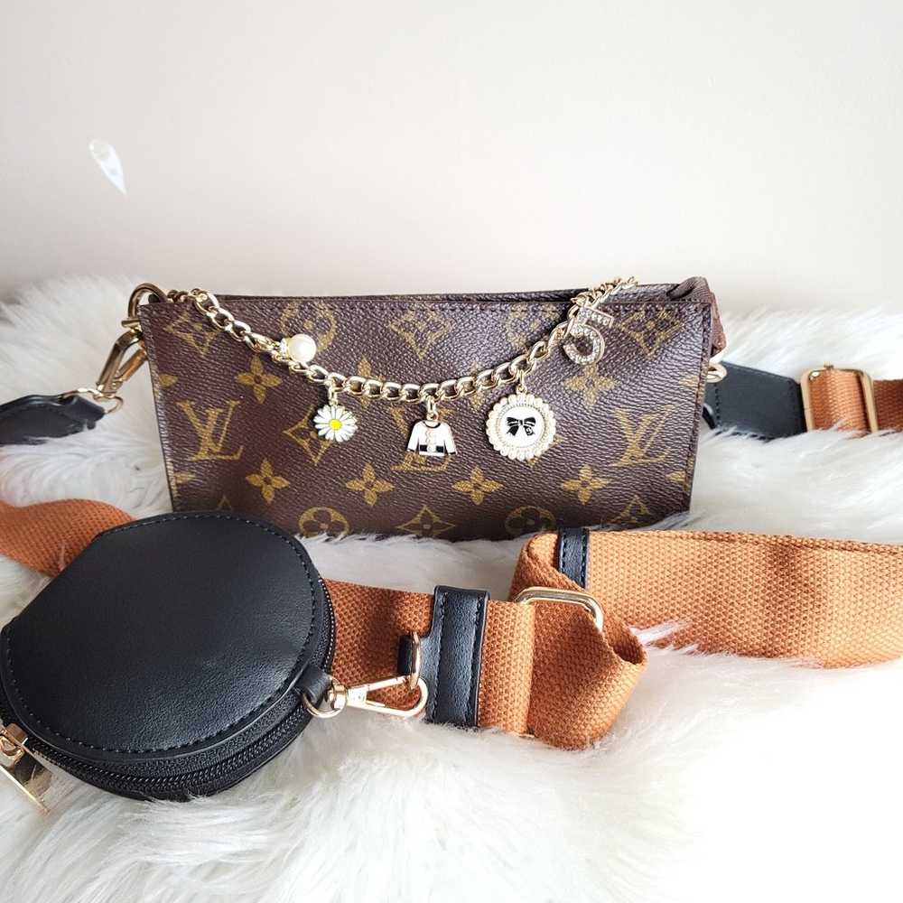 Louis vuitton authentic monogram vintage wristlet… - image 1