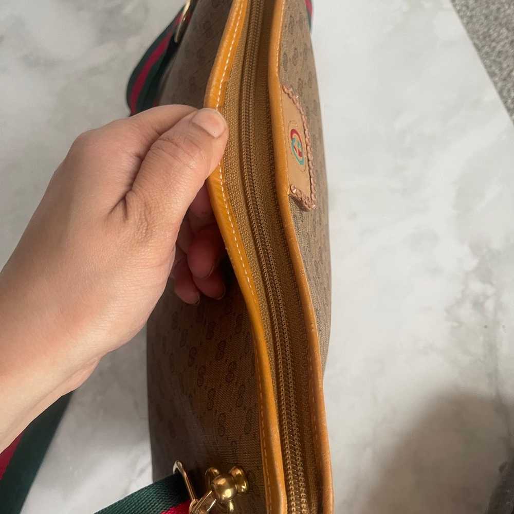 Authentic Gucci vintage crossbody bag - image 11