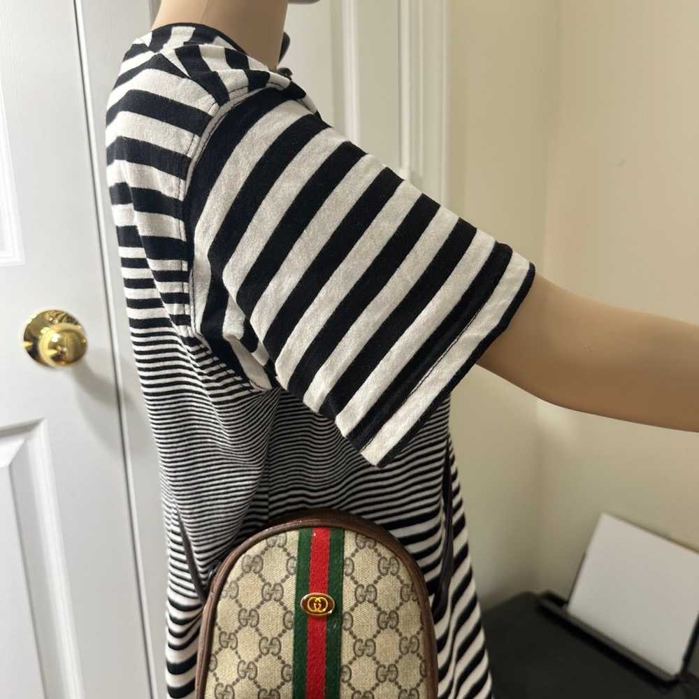 Gucci Shoulder Bag - image 8