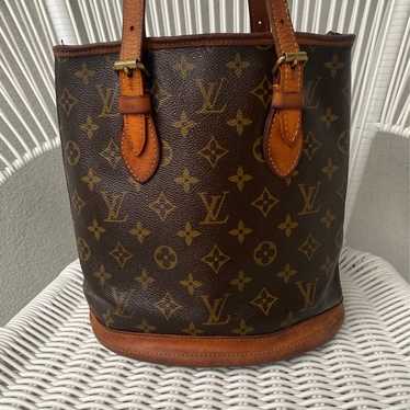 Louis Vuitton Bucket PM