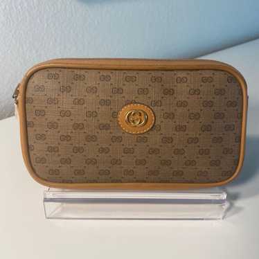 Vintage Authentic RARE Gucci small pouch with GG … - image 1