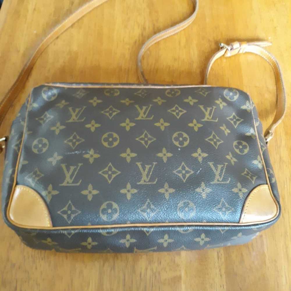 Louis Vuitton shoulder bag - image 4