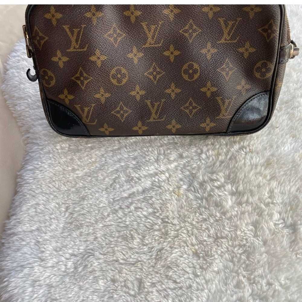 LOUIS VUITTON Marly Dragonne GM Clutch Bag - image 3