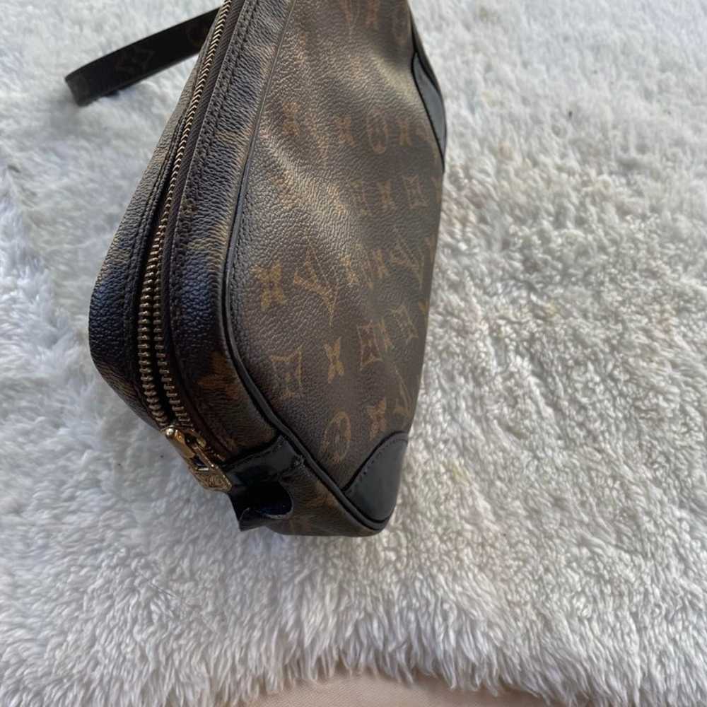 LOUIS VUITTON Marly Dragonne GM Clutch Bag - image 4