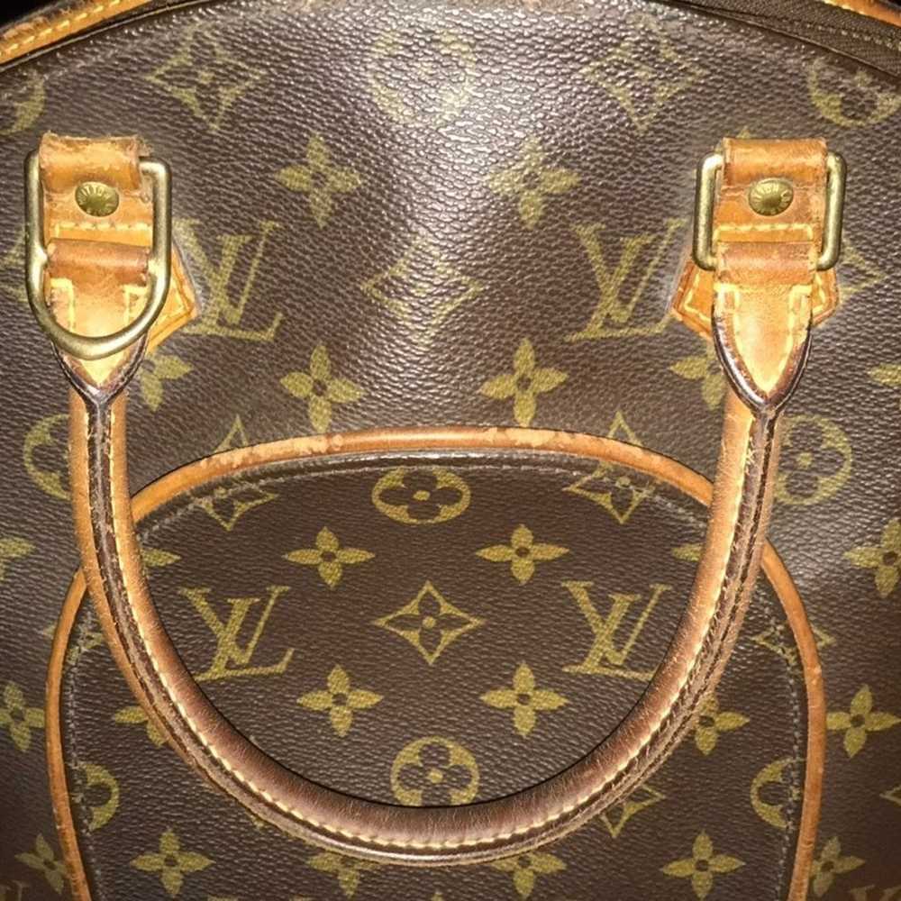 Authentic Louis Vuitton Ellipse MM - image 5