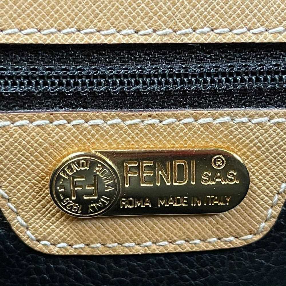 Amazing Vintage Fendi crossbody bag - image 9