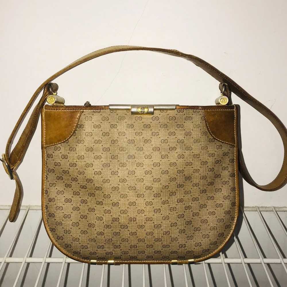 Gucci vintage cross body honey caramel handbag - image 11