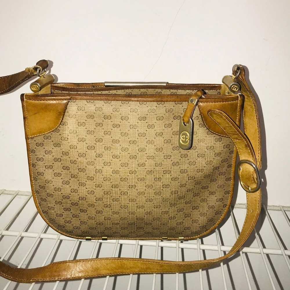 Gucci vintage cross body honey caramel handbag - image 6