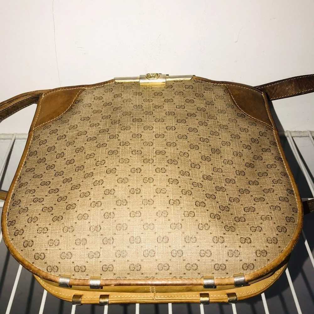 Gucci vintage cross body honey caramel handbag - image 7