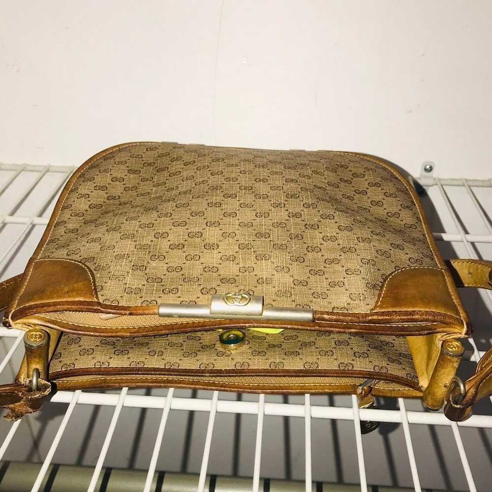 Gucci vintage cross body honey caramel handbag - image 9