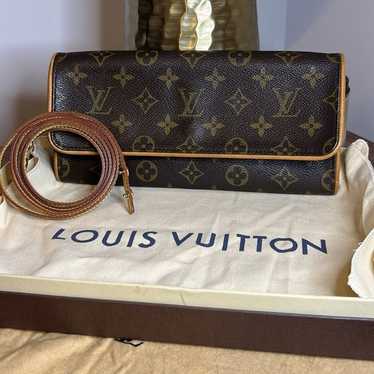 Louis Vuitton Pochette Twin GM