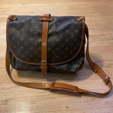 Auth Louis Vuitton Saumur 35 - image 1