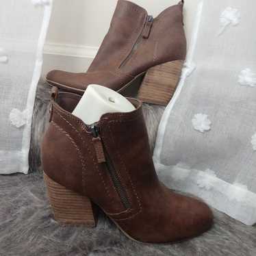 Crown Vintage Faux Leather Ankle Booties