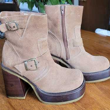 Vintage Y2K Soda Platform Boots, Brown, Size 81/2… - image 1