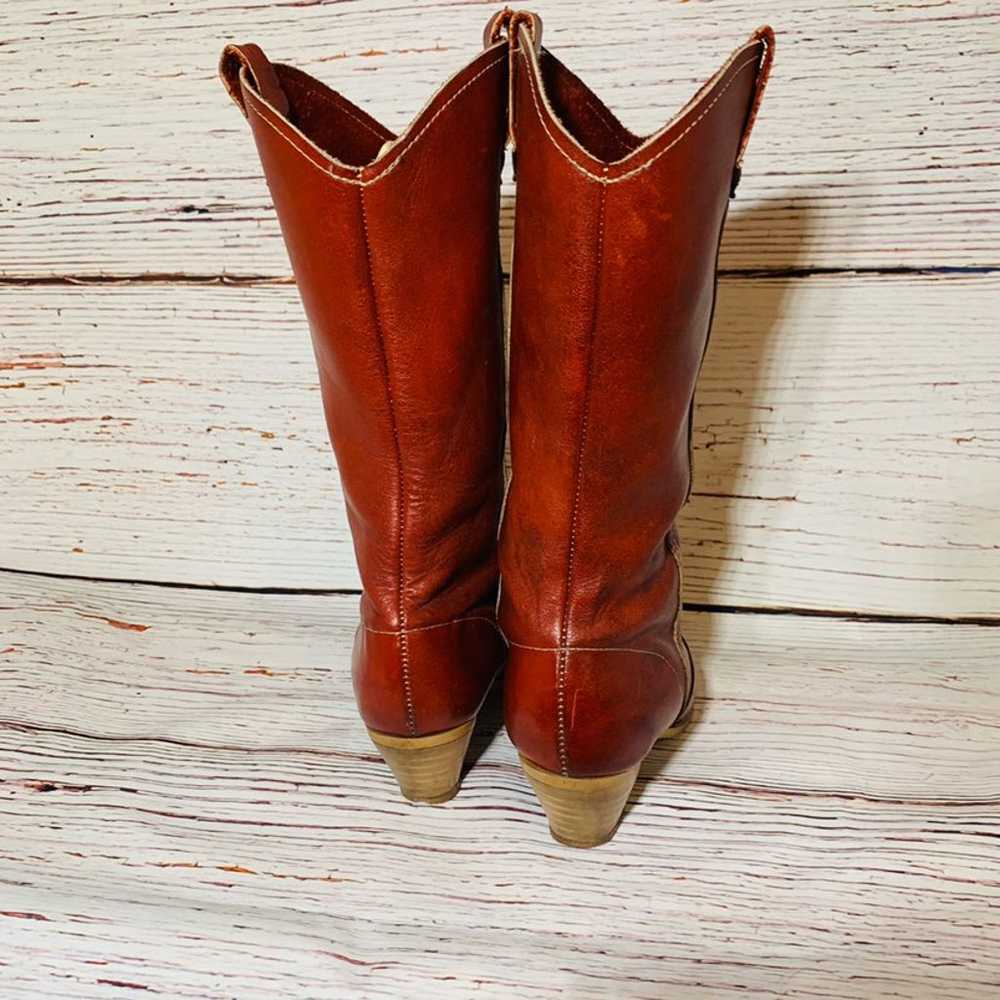 Vintage Burgundy leather boots size 6 - image 2