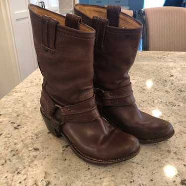 FRYE Carmen Harness Short Boots 8.5