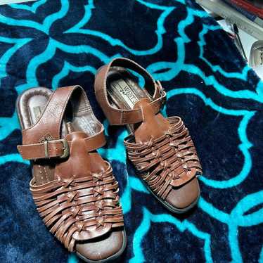 Vintage woven sandals