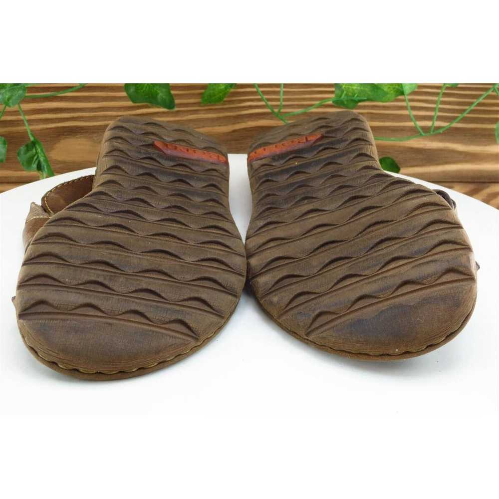 Born Sz 9 M Brown Flip Flop Leather Women Sandals - image 8