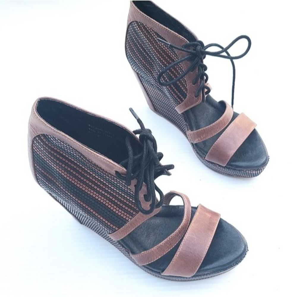 80%20 retro caged Lace-up platform wedge - image 1