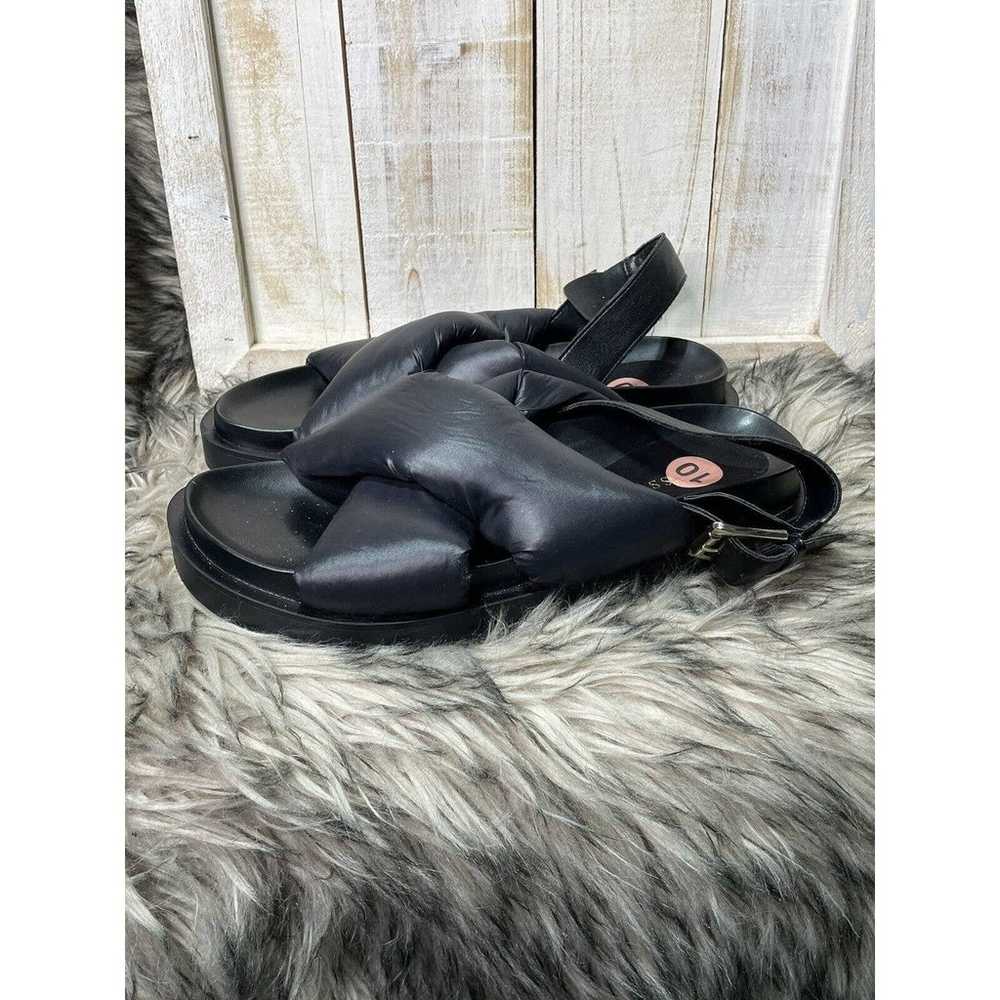 Guess Women's Chunky Black Pillow Sandals Size 10 - image 3