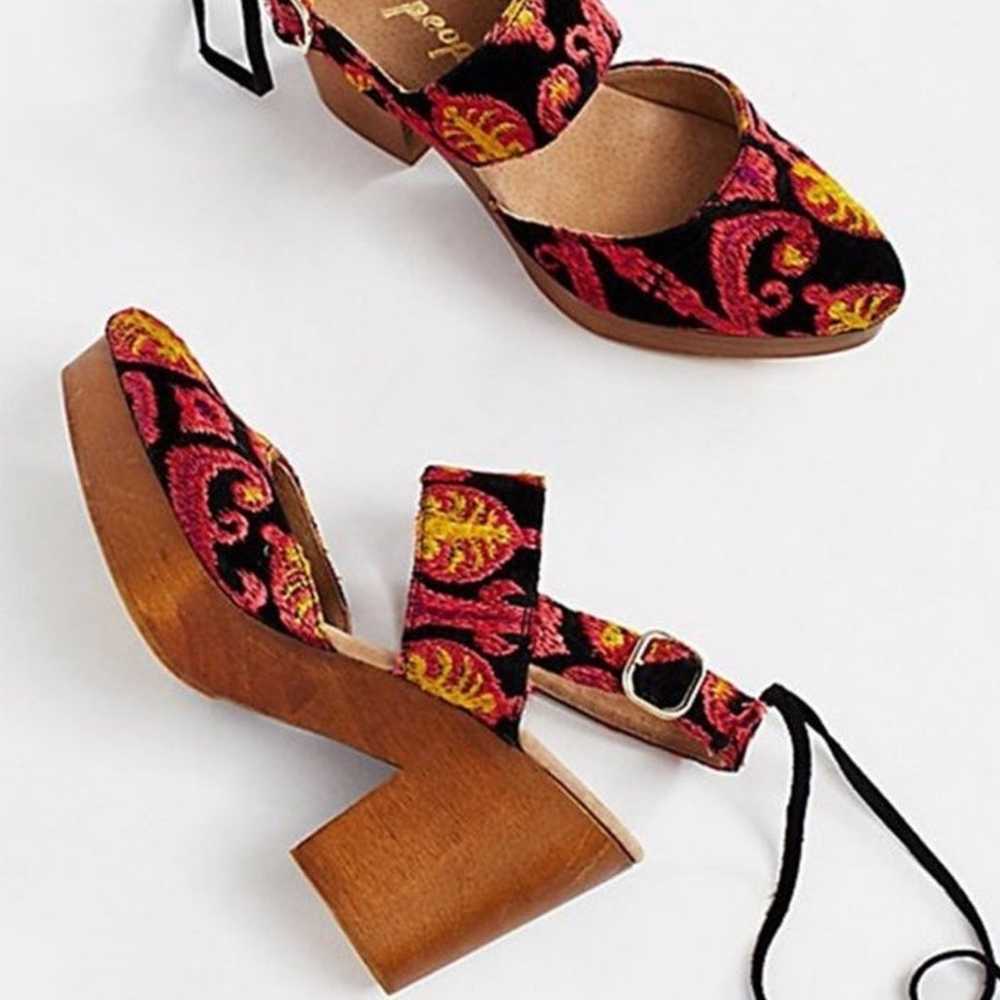 Free people Monaco Clog black yellow sandals shoe… - image 9