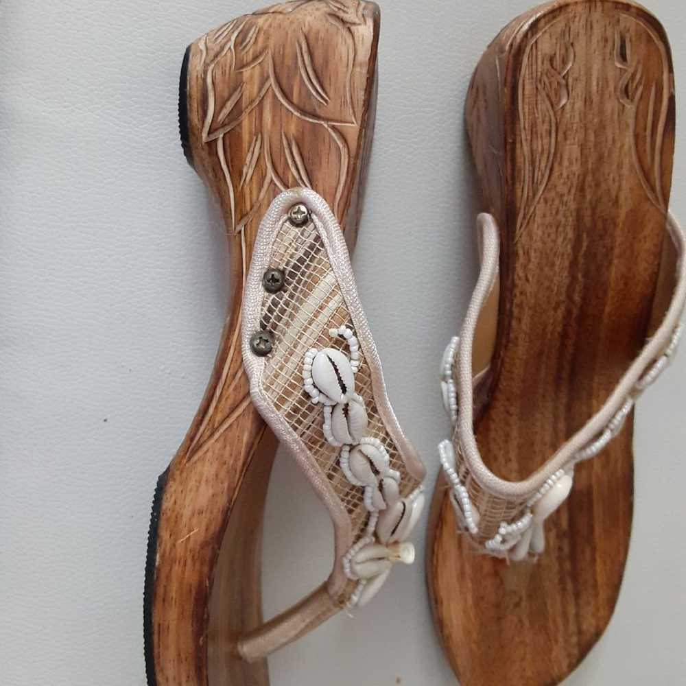 Vintage style cowrie shell Sandals - image 2