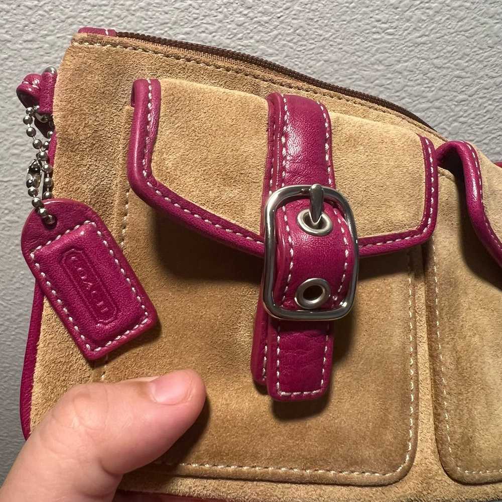 Vintage COACH Suede Leather Trim Buckle Tan hot p… - image 5