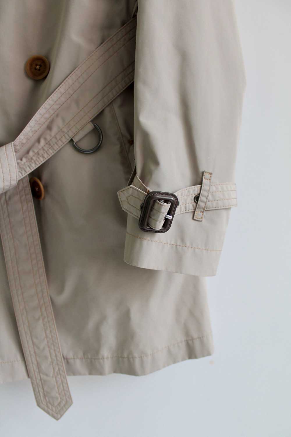 Burberry BURBERRY BRIT Kensington Belted Trench C… - image 7