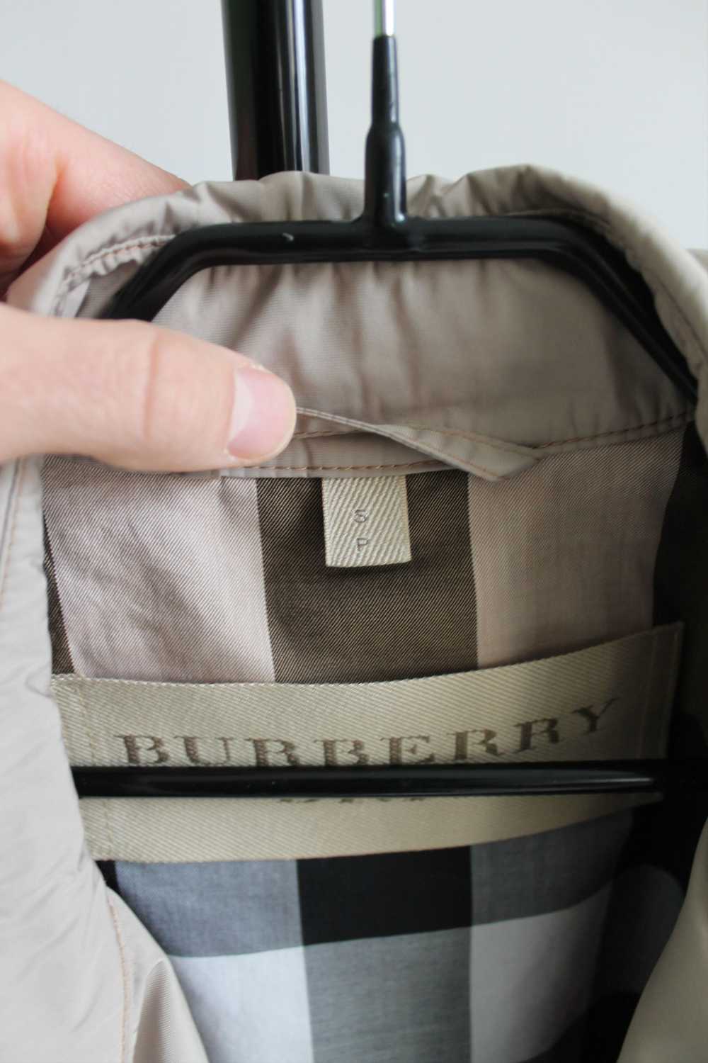 Burberry BURBERRY BRIT Kensington Belted Trench C… - image 9