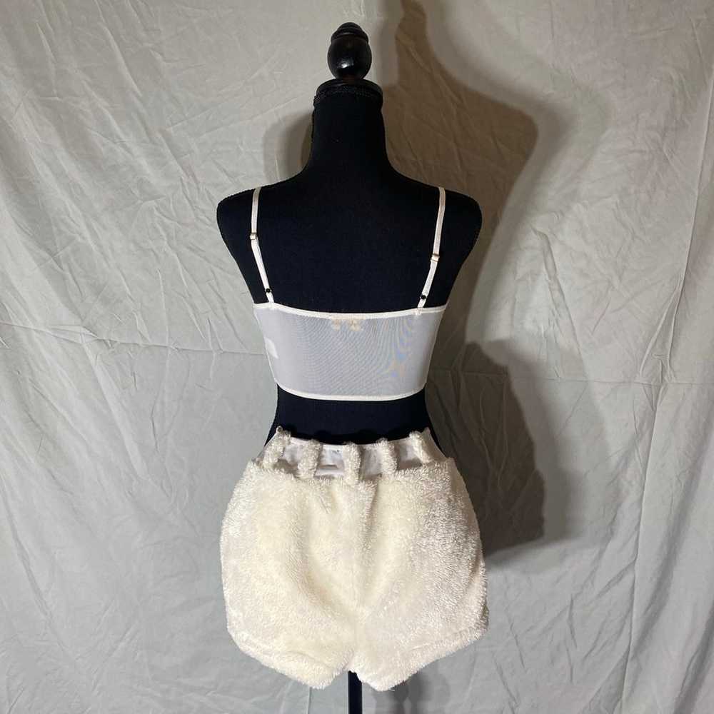 White fluffy corset shorts set - image 2