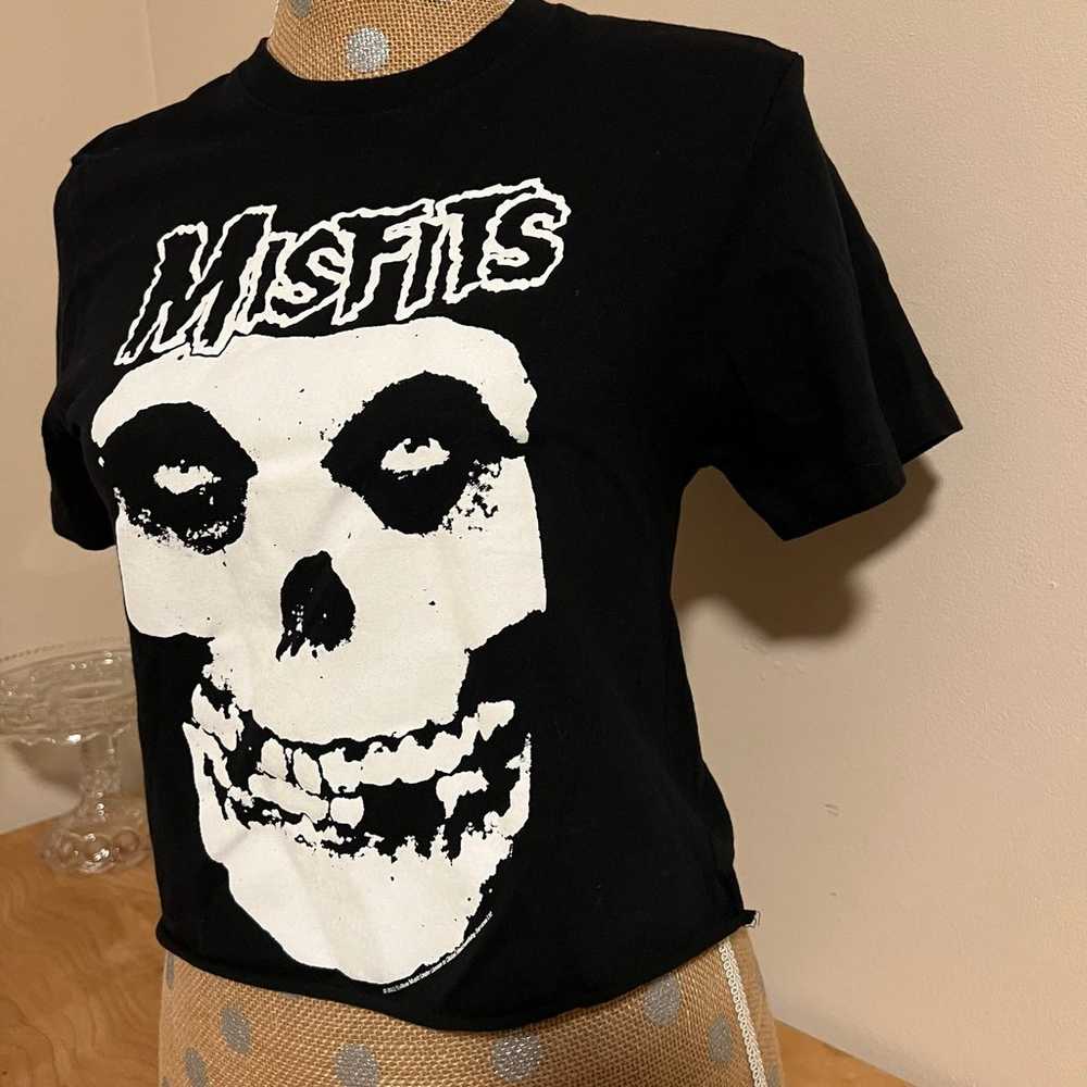 Misfits White Skull Graphic Black Crop Tee - image 4