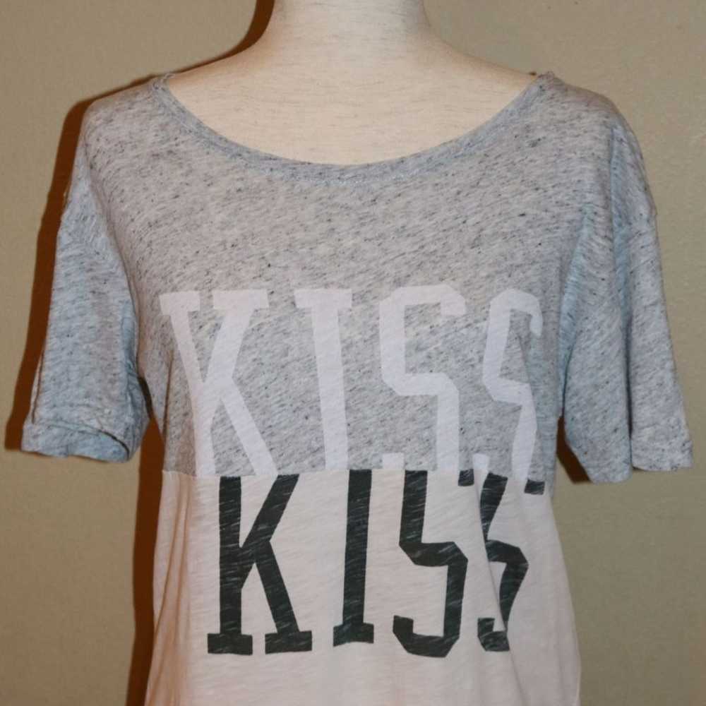 J.Crew Vintage Cotton Kiss kiss Tee - image 5