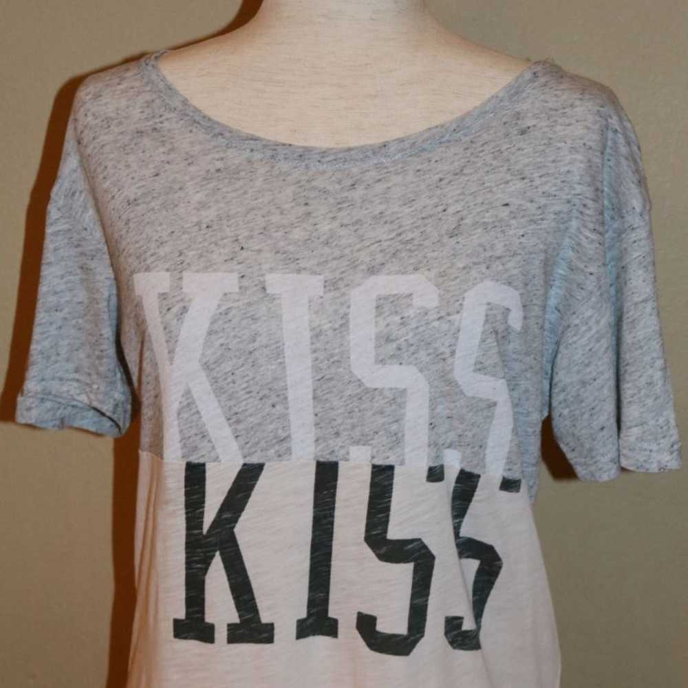 J.Crew Vintage Cotton Kiss kiss Tee - image 6