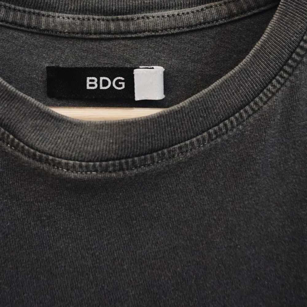 Basic tee - image 2