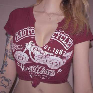 Cut out v-neck motorcycle vintage cropped t-shirt - image 1