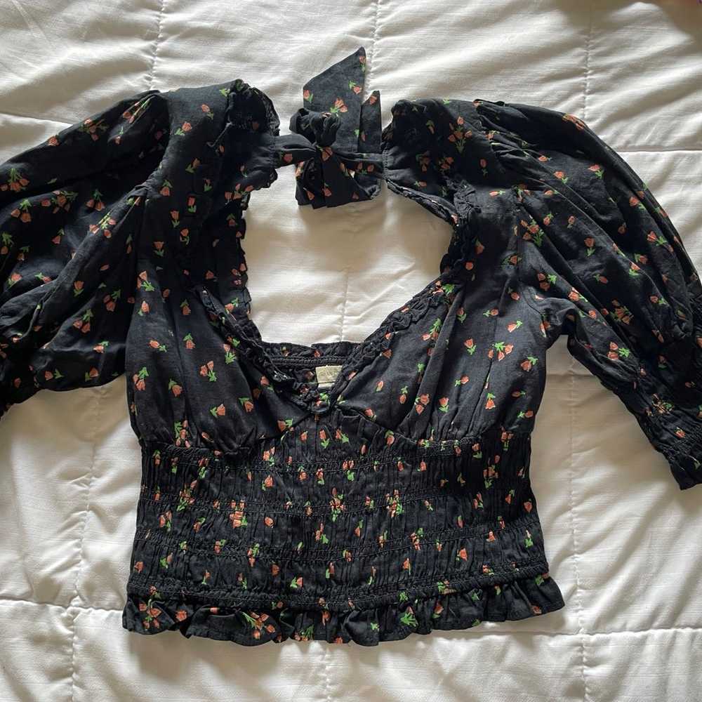 Bundle of 2 blouses - image 2